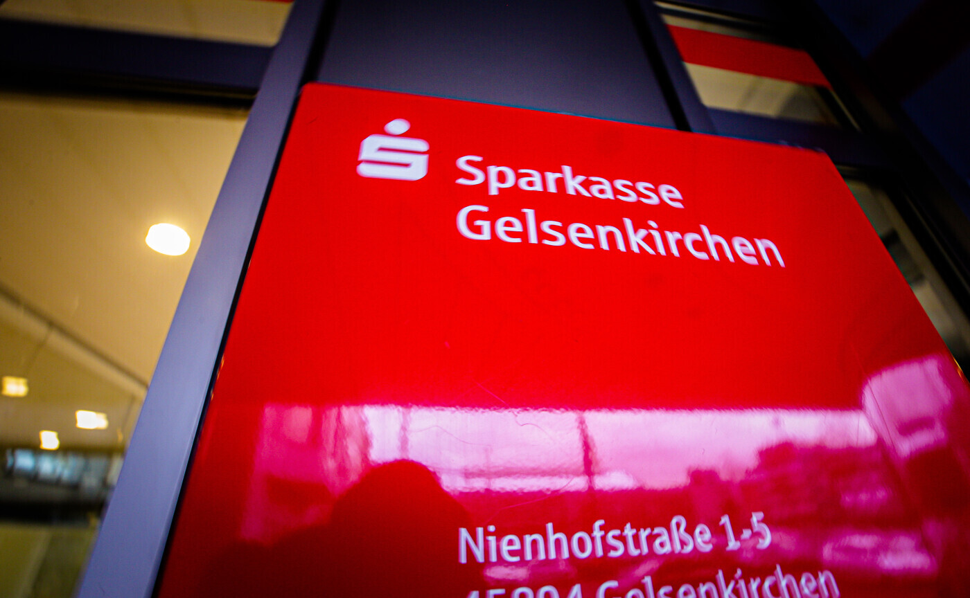 Bis-zu-1-000-Kl-ger-Nach-Sparkassen-Einbruch-in-Gelsenkirchen-Anw-lte-bereiten-Klagewelle-vor