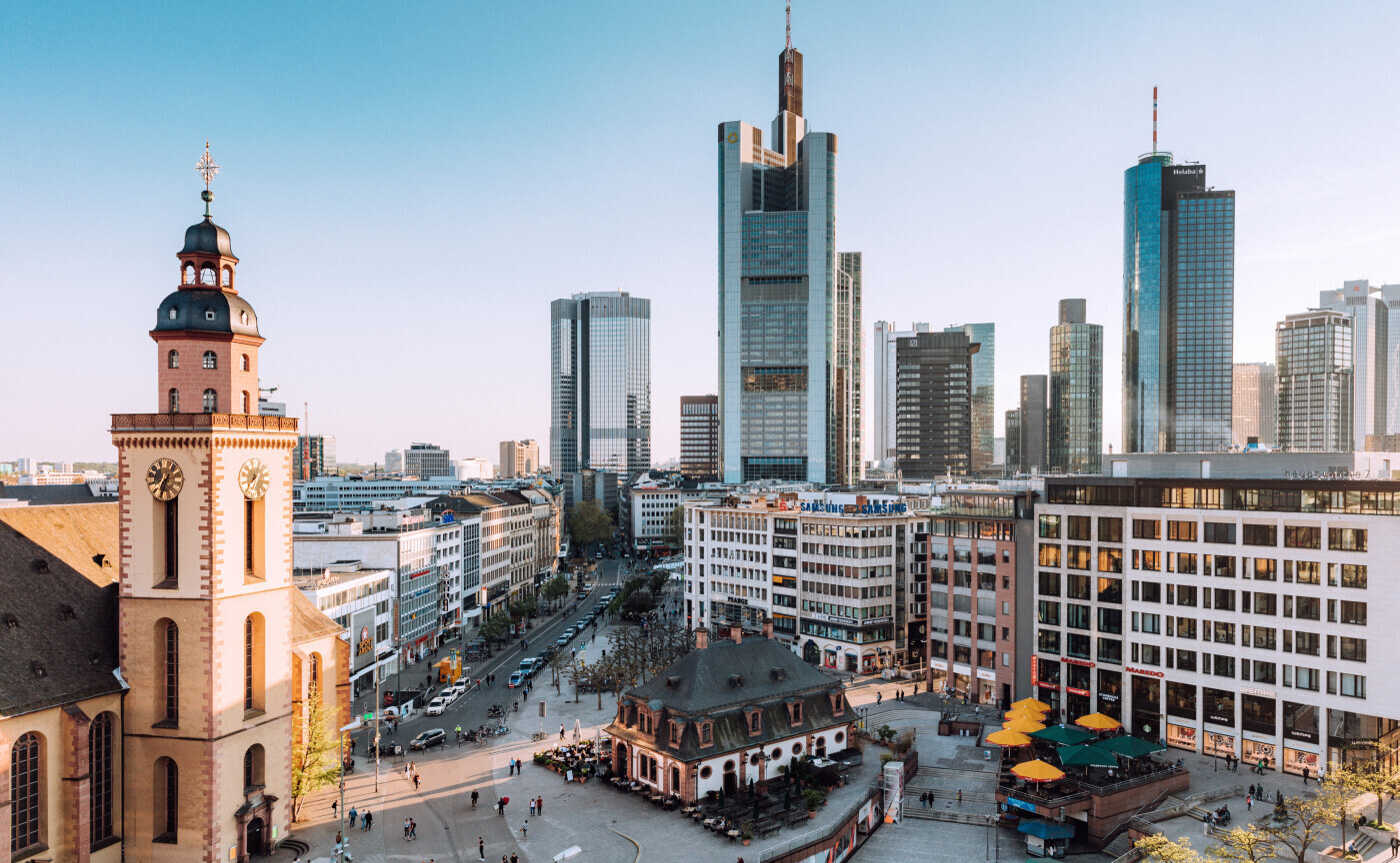 Wachstums-und-dividendenstark-Warum-Banken-und-Versicherer-2025-die-Top-Performer-an-den-Aktienm-rkten-sind