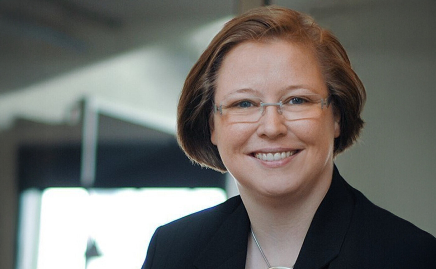 Portr-t-Dorothee-Dr-gem-ller-Die-Fondsj-gerin-aus-Hamburg