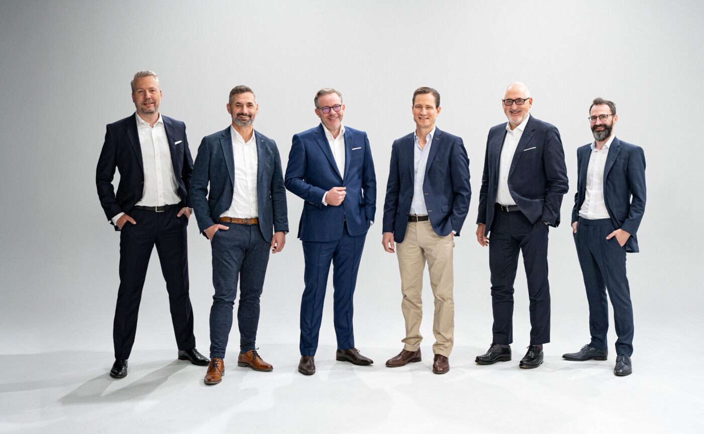 Nach-Maxpool-bernahme-Blau-Direkt-stellt-sechsk-pfiges-F-hrungsteam-offiziell-vor