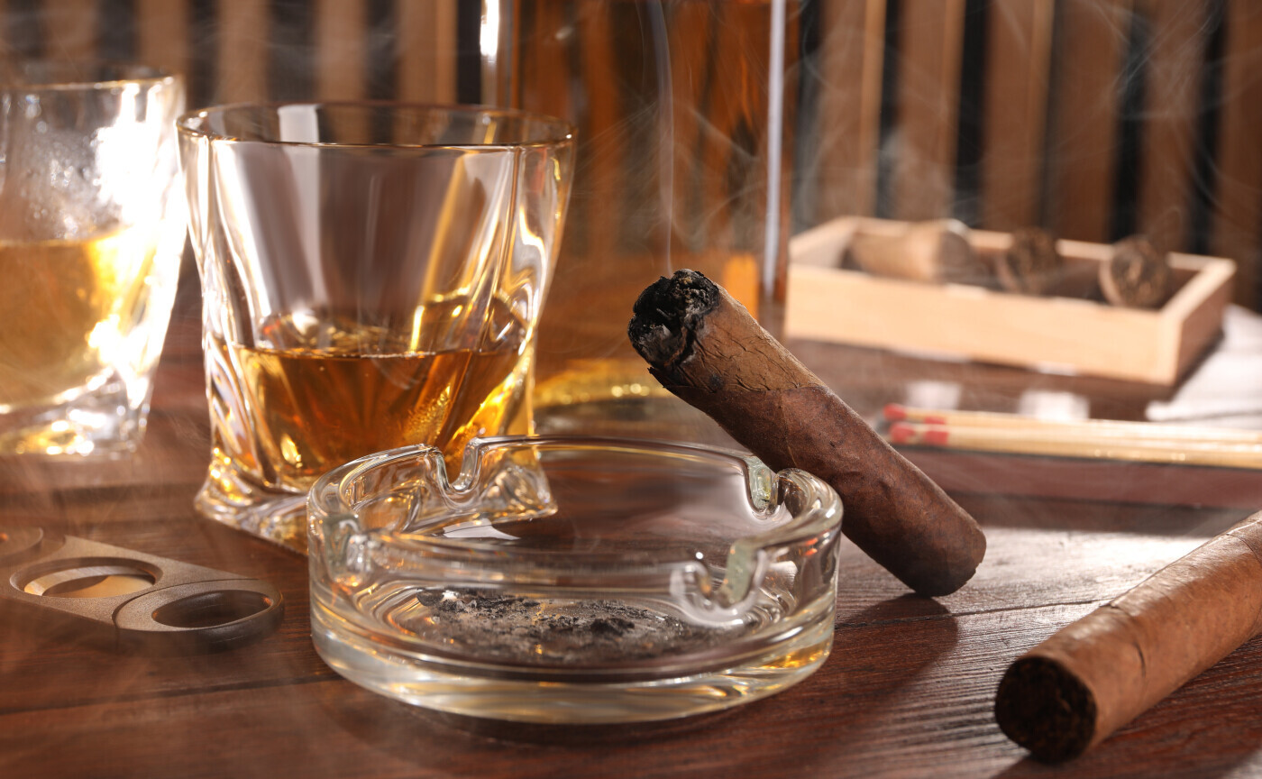 Lebenswasser-die-Whisky-Kolumne-Jerger-empfiehlt-Diese-Whisky-Zigarren-Kombination-funktioniert-wirklich