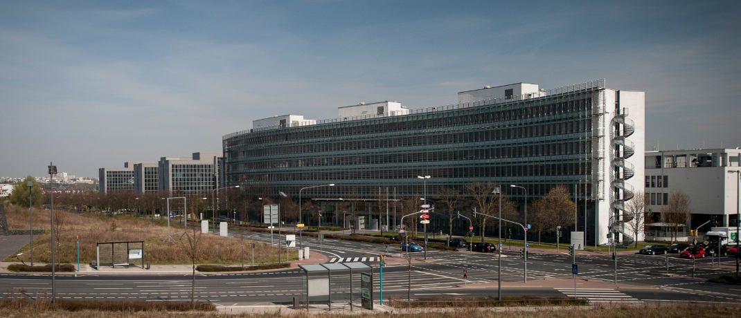 Bafin-Gebäude in Frankfurt am Main. Die Pläne der Finanzaufsicht für einen Provisionsdeckel stoßen bei Maklern auf wenig Gegenliebe.