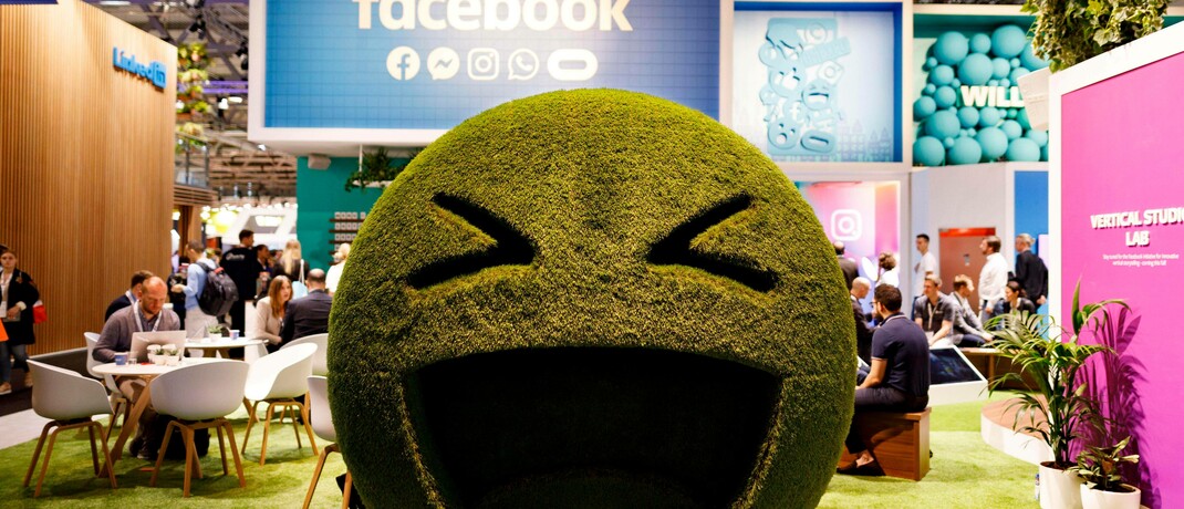 Smiley auf der K&ouml;lner Digitalmarketing-Messe Dmexco: US-Konzern Facebook plant, ein privates internationales W&auml;hrungssystem namens Libra zu schaffen.