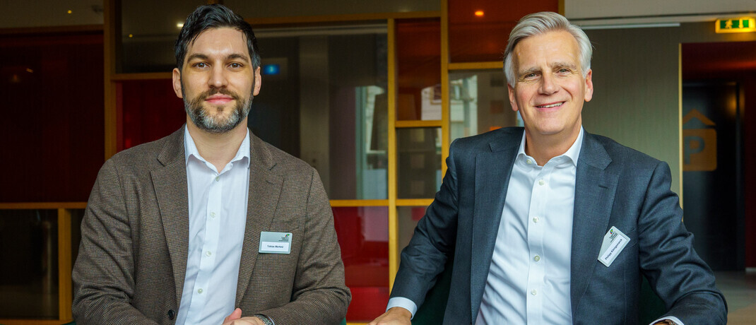 Tobias Merfeld (links) und Philipp Graf von Königsmarck sprechen über die Bedeutung von Themen-ETFs, die Performance gegenüber Benchmark-Indizes und den idealen Zeitpunkt für einen neuen ETF