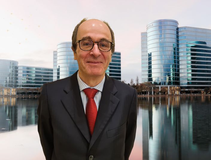 Christophe Nagy, im Hintergrund der Hauptsitz von Portfolio-Schwergewicht Oracle